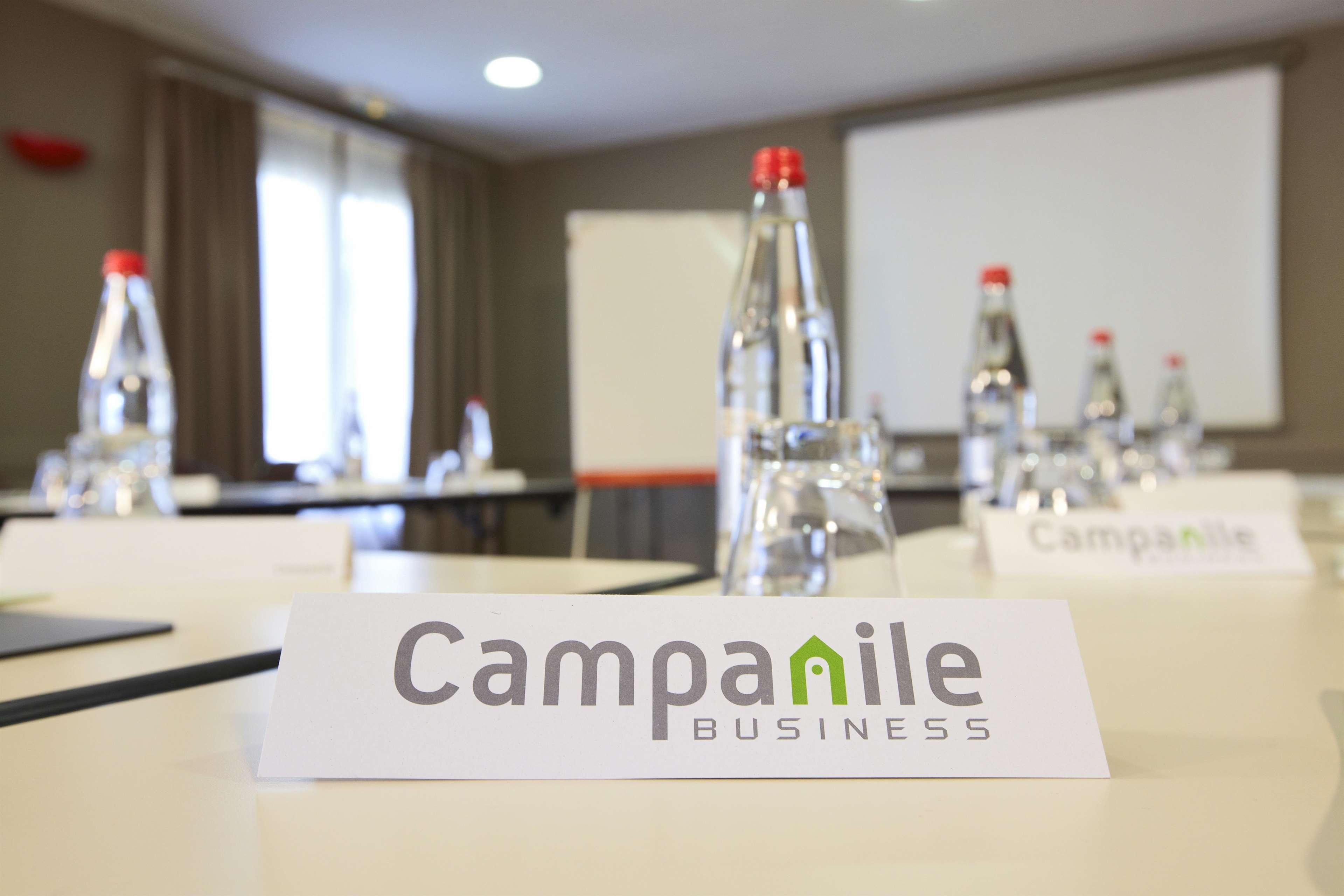 Отель Campanile Montbeliard - Сошо Экстерьер фото